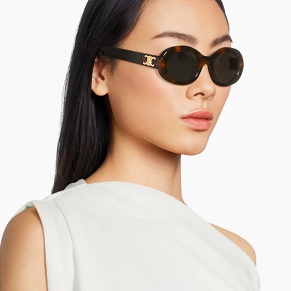 Celine Tortoiseshell Oval Sunglasses with Gold Logo - Picture 3 of 8